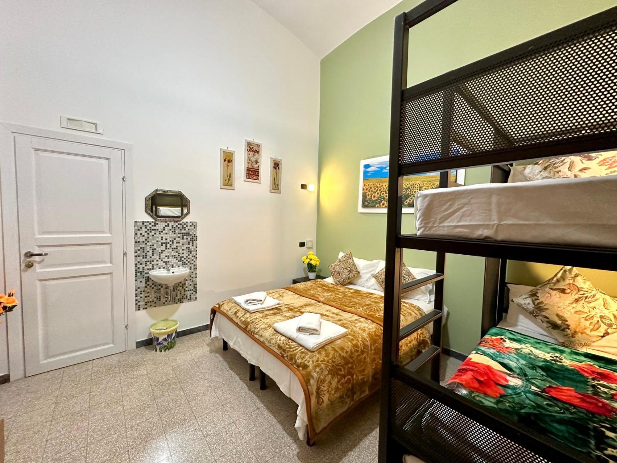 B&B Termini Colosseo Suite Rome Exterior photo